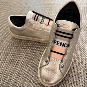 FENDI Leather Rockoclick Metallic Scalloped Knit Logo Slip-on Sneakers Silver 8